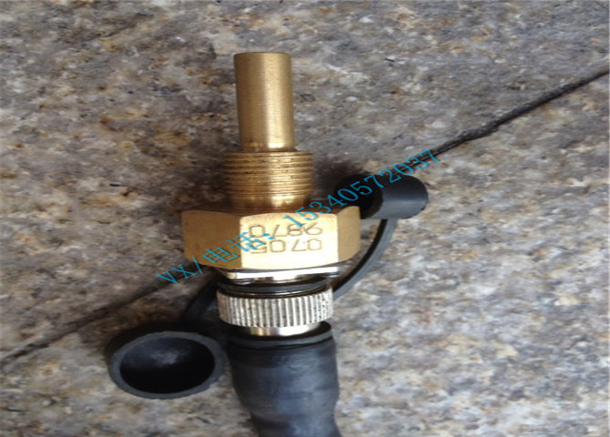 3085185油温传感器-3