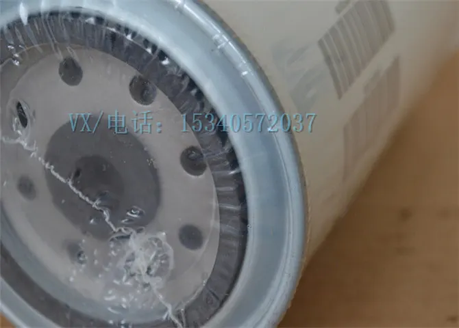 欢庆世界杯康明斯徐工发动机4058965 LTA10水滤清器大供应